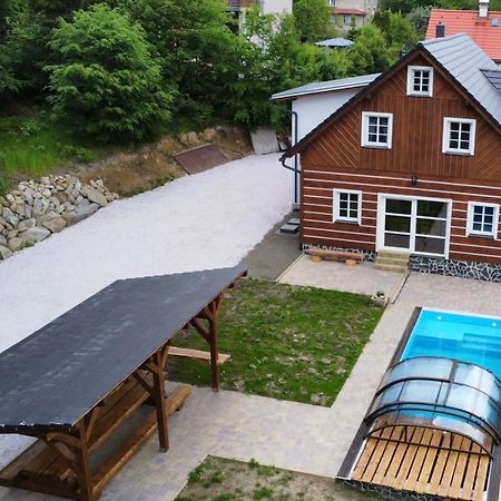 Chalupa U Bedrnu Rybniste Bagian luar foto