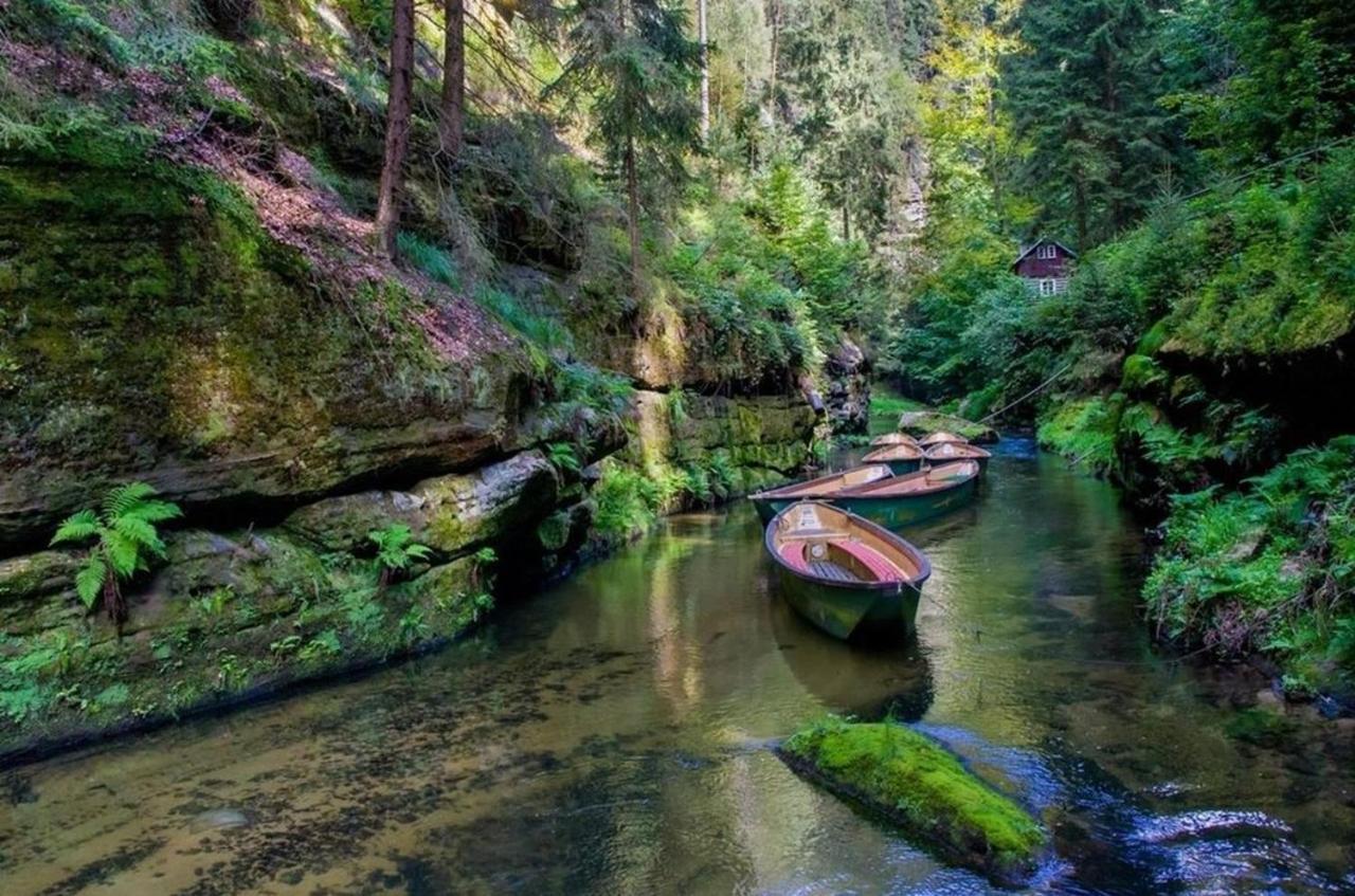 Chalupa U Bedrnu Rybniste Bagian luar foto